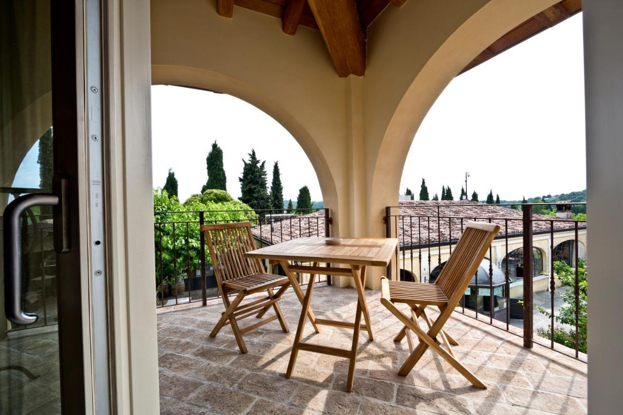 Agriturismo Pratello 파뎅게술가르다 외부 사진